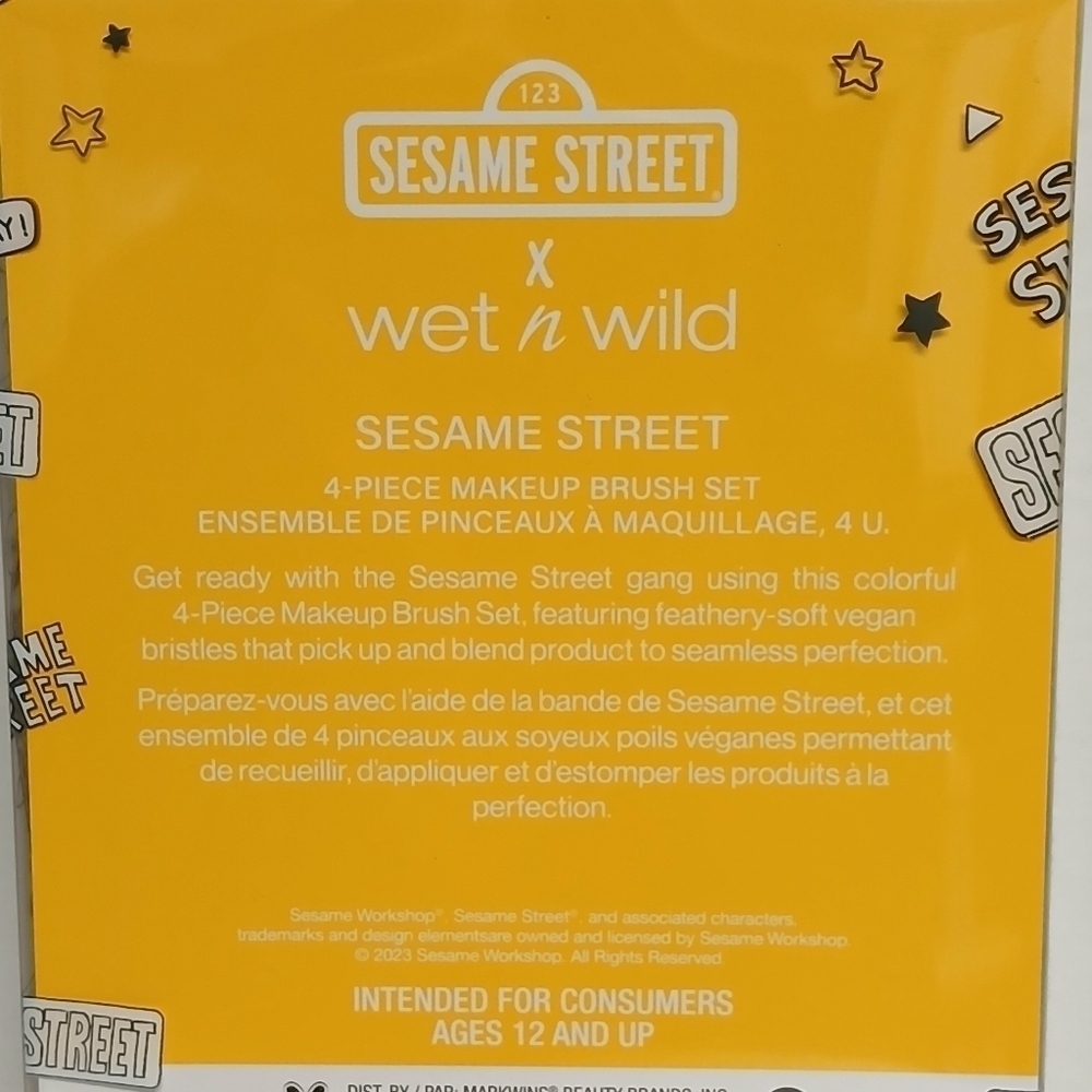 Wet N Wild Sesame Street 4 Piece Makeup Brush Set - Picture 7 of 8